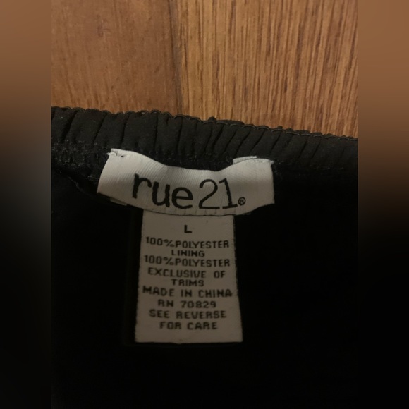 Crop - Picture 2 of 2